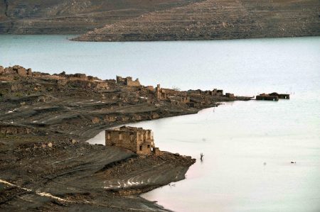 Λειψυδρία στην Ελλάδα: Ποιες περιοχές κινδυνεύουν με δελτίο στο νερό – Τι αποκαλύπτει έρευνα