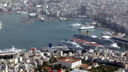 Ο Δήμος Πειραιά ανοίγει κλιματιζόμενους χώρους λόγω καύσωνα