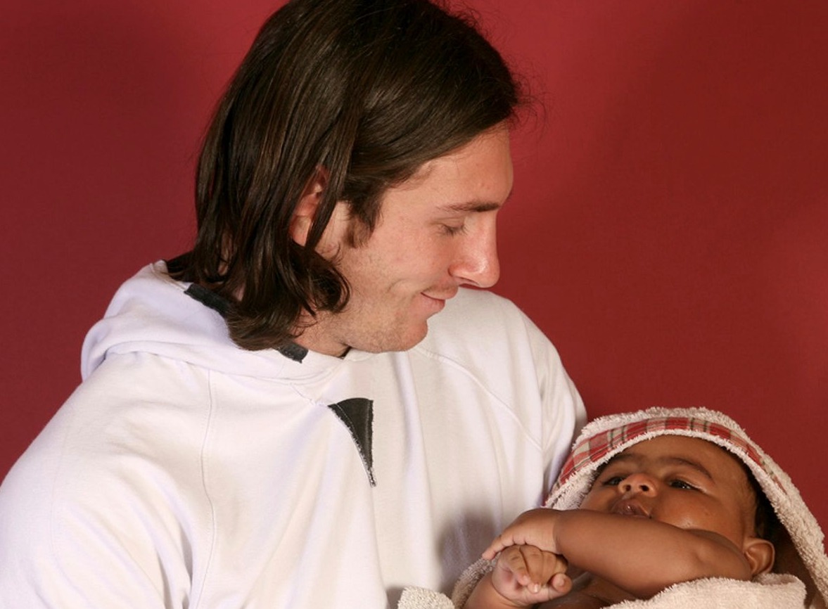 Euro 2024: «Η αρχή δύο θρύλων» – Όταν ο Μέσι φωτογραφιζόταν με τον νεογέννητο Γιαμάλ