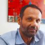 Μανώλης Καπνισάκης στο ΒΗΜΑ: «Εμείς δεν θυμηθήκαμε τώρα τις συμμαχίες»