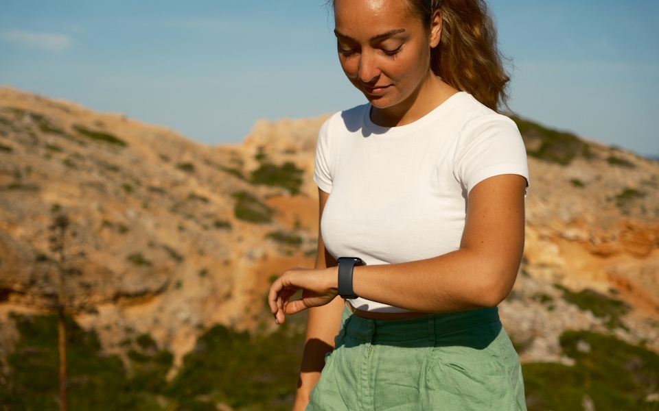 Πέντε smartwatches για τις καλοκαιρινές σου προπονήσεις
