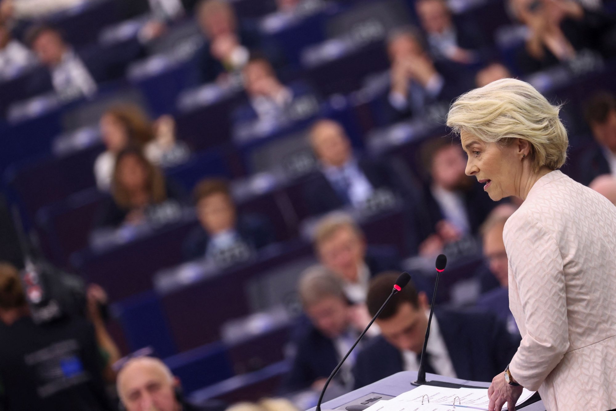 Ευρωκοινοβούλιο: Live η διαδικασία για την επανεκλογή της φον ντερ Λάιεν