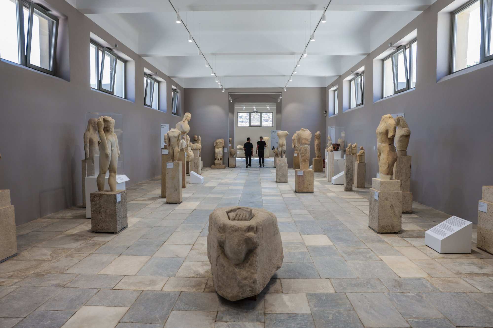 Εγκαίνια για το ανακαινισμένο Αρχαιολογικό Μουσείο Δήλου