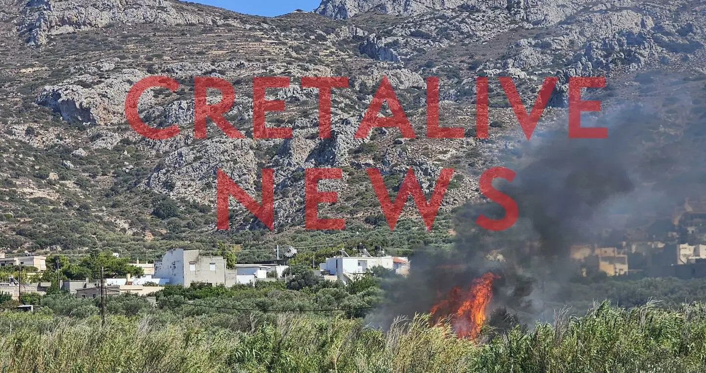 Φωτιά τώρα στην Ιεράπετρα – Στις φλόγες τροχόσπιτο και φιάλες υγραερίου