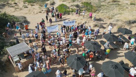 Σκληροί όροι στους Δήμος για την χρήση παραλίας και αιγιαλού