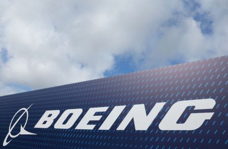 Boeing: Σταματάει η παραγωγή αεροπλάνων – Σε απεργία οι εργαζόμενοι