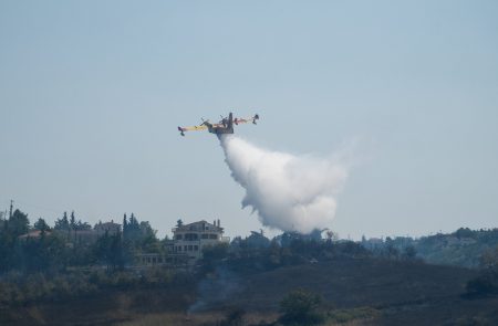 Φωτιά στα Ιωάννινα: Τρεις ταυτόχρονες εστίες σε Σταυράκι και Καρδαμίτσια