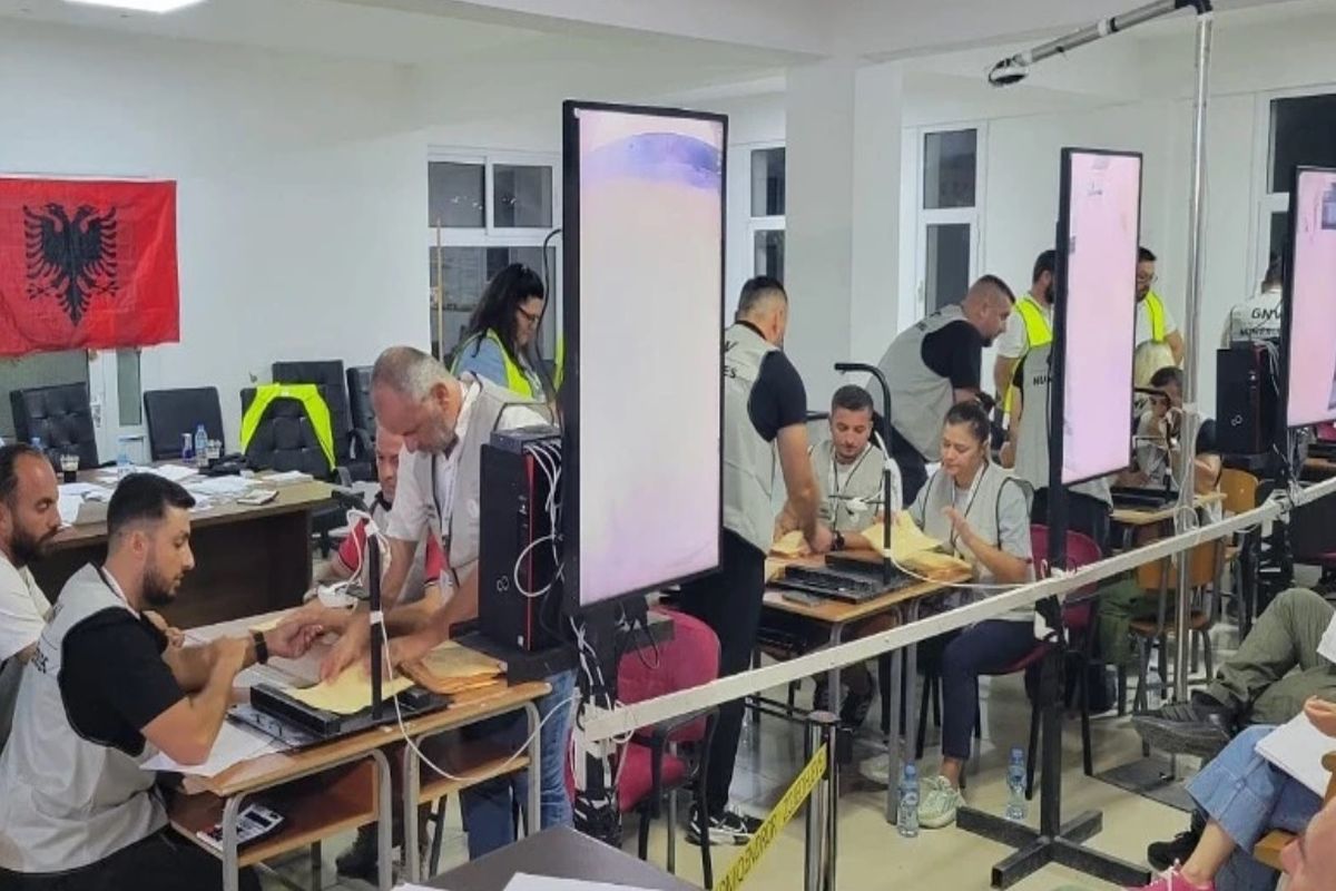 Αλβανία: Συνεχίζεται η καταμέτρηση ψήφων στη Χειμάρρα – Ποιος προηγείται