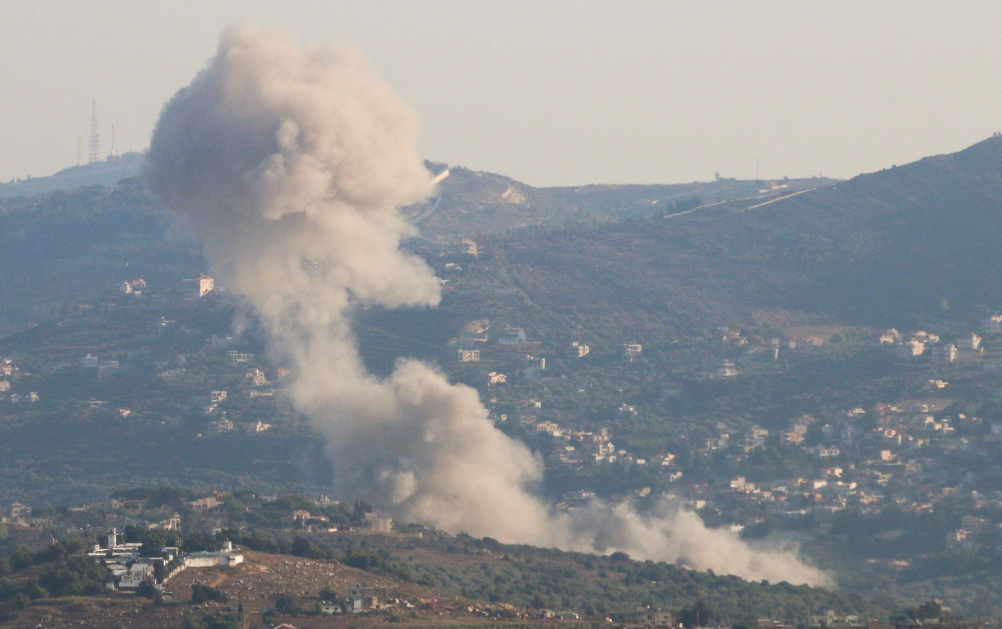 Μέση Ανατολή: Πυραυλικό μπαράζ από τη Χεζμπολάχ – Επίθεση στο Ισραήλ με πάνω από 30 ρουκέτες
