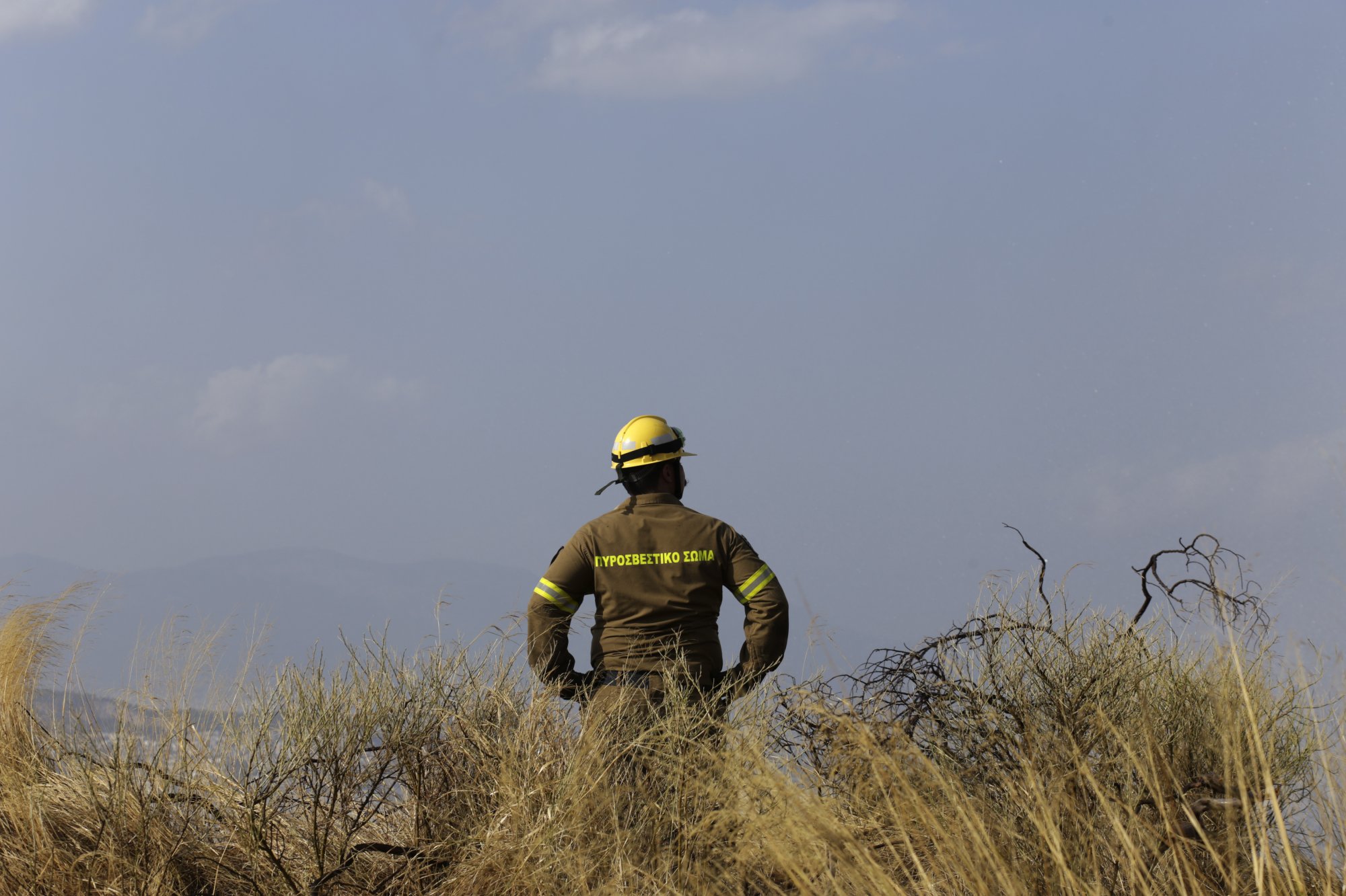 Θρήνος για τον 32χρονο πυροσβέστη που σκοτώθηκε σε πεζοπορία στην Κρήτη