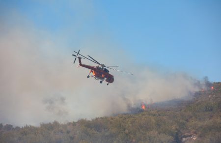 Φωτιά στην Αττική: Η Πυροσβεστική απάντησε στον ΣΥΡΙΖΑ – Τόσα εναέρια μέσα πέταξαν