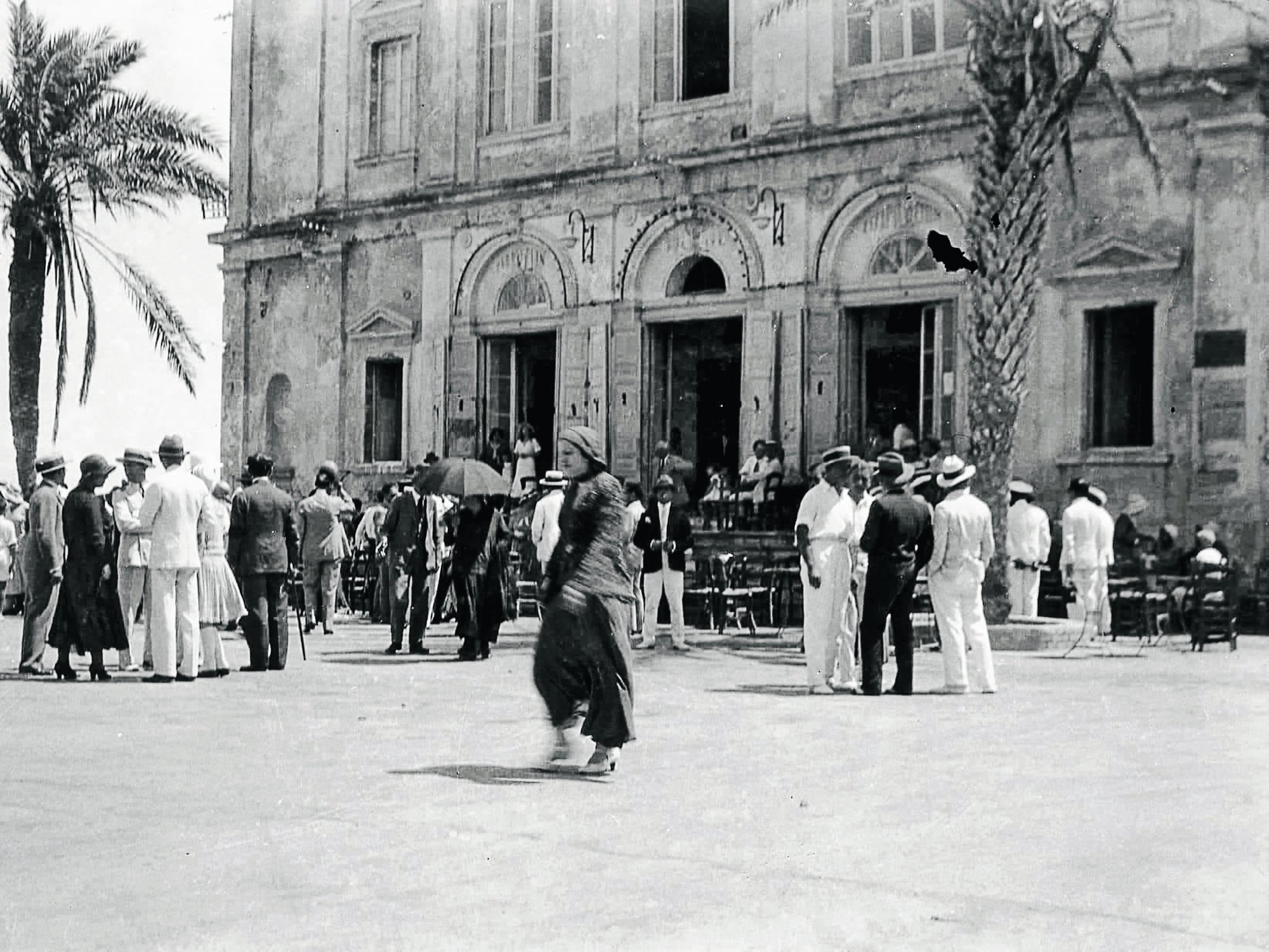 Πόλεις στον αφρό: Ζάκυνθος και θέατρο στο πρώτο μισό του 20ού αιώνα