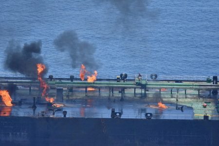 Διαρροή πετρελαίου από το δεξαμενόπλοιο Sounion μετά την επίθεση των Χούθι