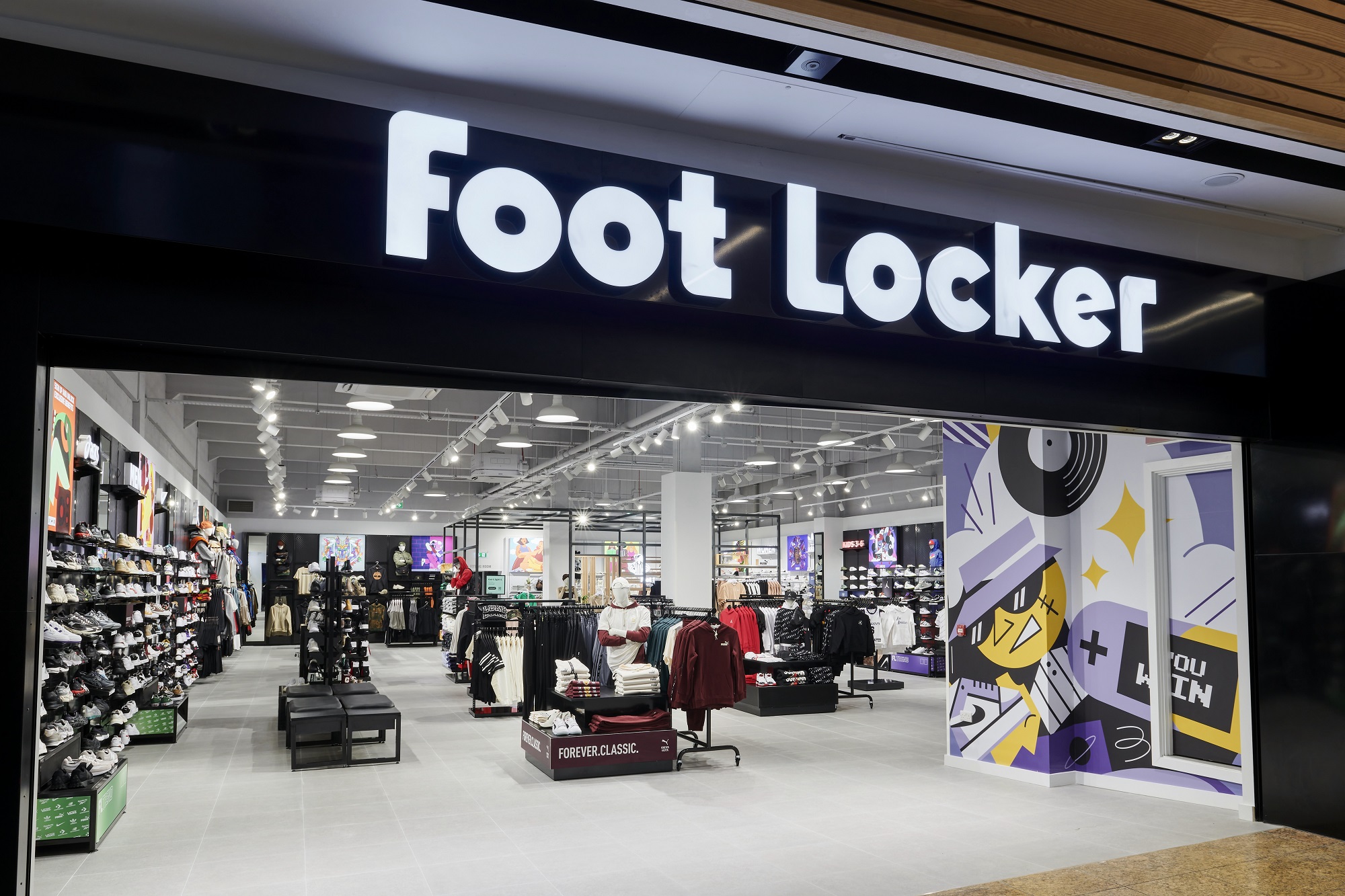 Όμιλος Fourlis: Στρατηγική συμφωνία με τη Foot Locker