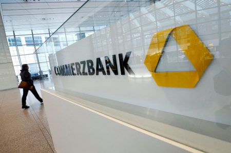 Commerzbank: Τι κρύβεται πίσω από τη μάχη Γερμανίας – Ιταλίας