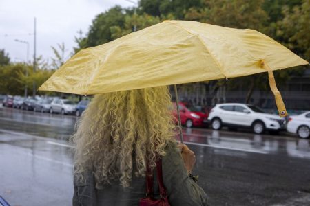 Καιρός – Μαρουσάκης: Επικίνδυνα φαινόμενα τις επόμενες ώρες – Οι περιοχές που θα πλήξουν