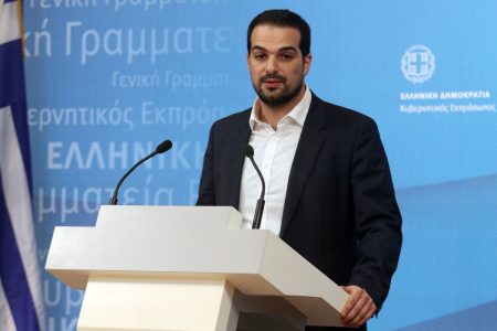 Σακελλαρίδης: Ο Τσίπρας έχει καεί, δεν θα βγει μπροστά