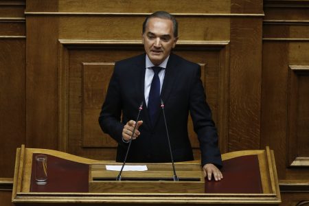 Μάριος Σαλμάς: Εξηγήσεις στην Επιτροπή δεοντολογίας – Συνεδριάζει για τη διαγραφή του