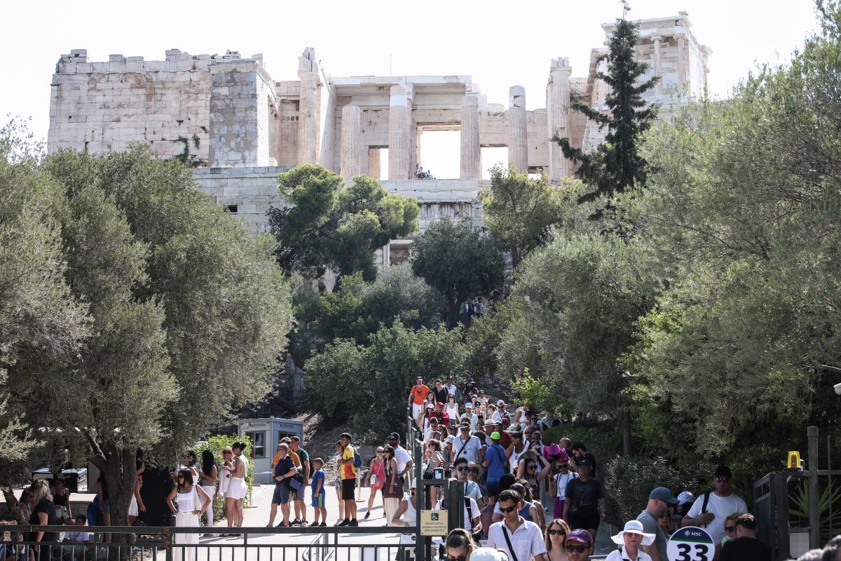 Ποιοι τουρίστες ξοδεύουν τα περισσότερα στην Ελλάδα