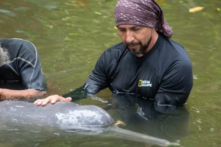 Ο Fernando Trujillo διακρίθηκε ως Rolex National Geographic Explorer of the Year για το σπουδαίο έργο του στον Αμαζόνιο