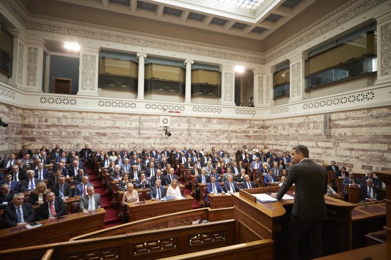 Νέα Δημοκρατία: Τι απέδωσε το γαλάζιο μασάζ – Πόσο άλλαξε το κλίμα στη ΚΟ