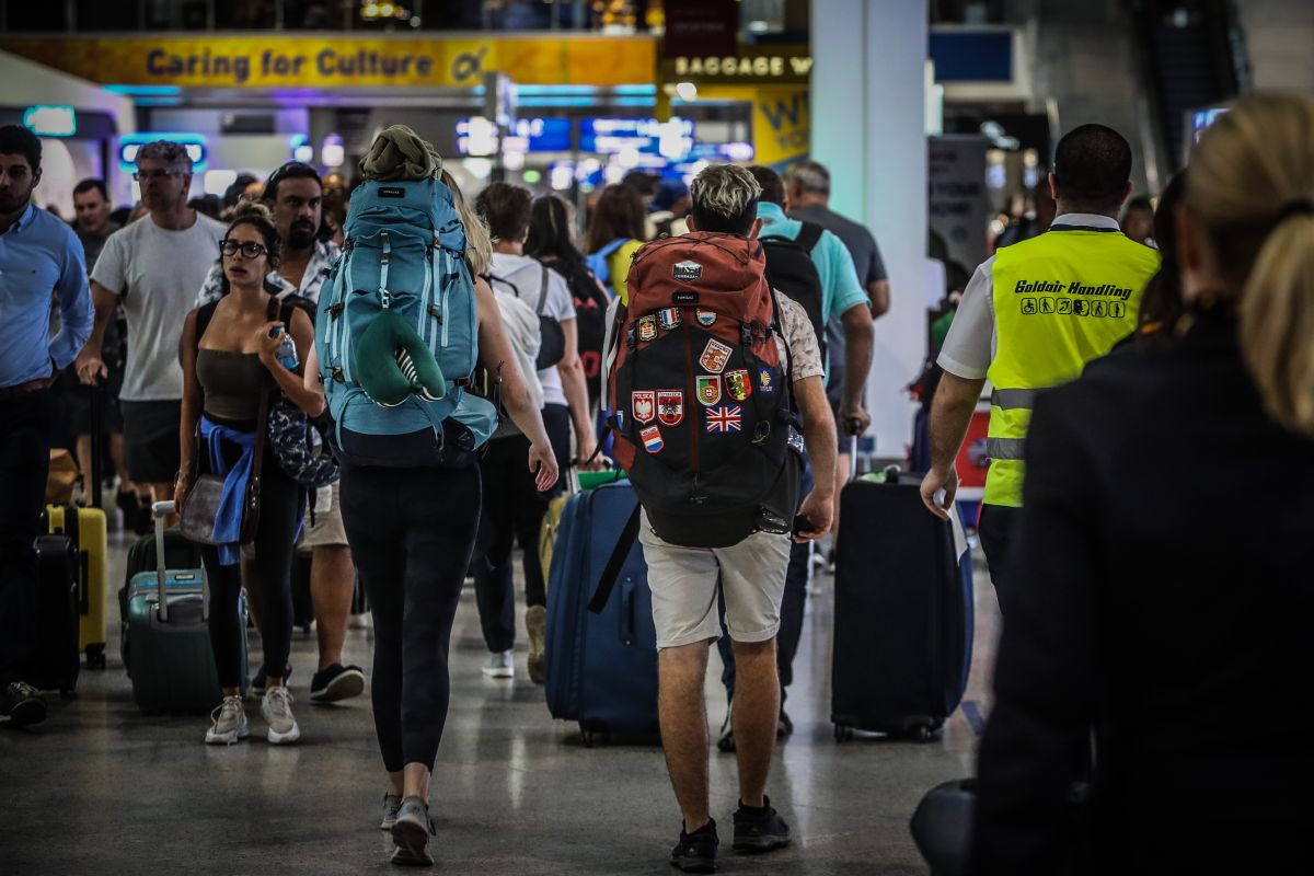 Εκκενώθηκε το αεροδρόμιο του Μπέρμιγχαμ λόγω ύποπτου οχήματος