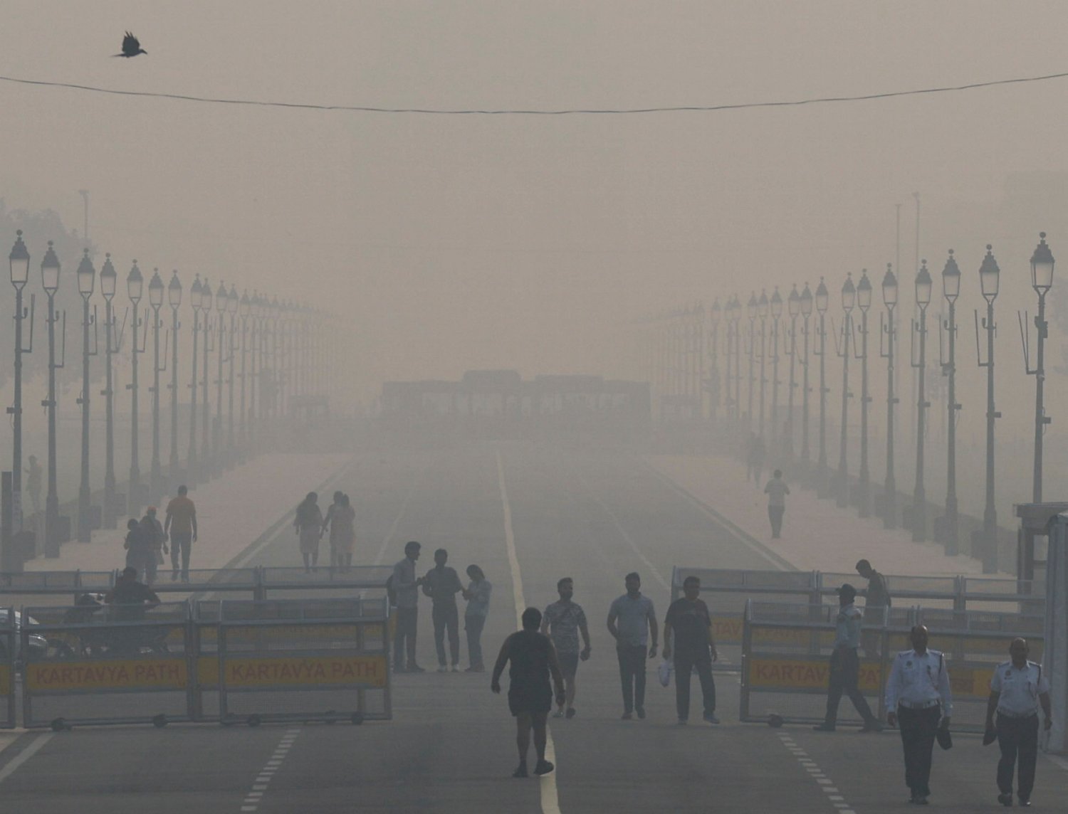 New Delhi: Concern over toxic air as pollution worsens
 –