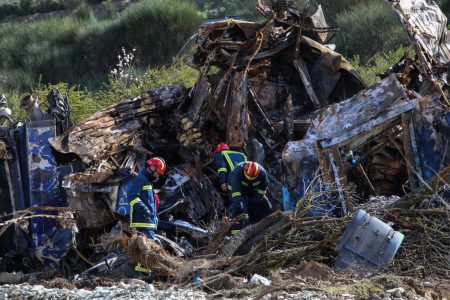 Τέμπη: Τι λέει για το ξυλόλιο ο Βρετανός εμπειρογνώμονας – Οι δίσκοι που άργησαν να παραδοθούν