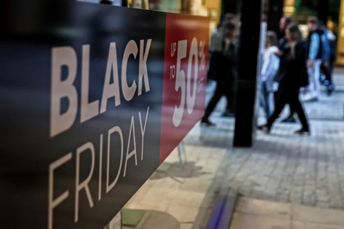 Black Friday: Τα «κόλπα» των εμπορικών για να προσεγγίσουν τους καταναλωτές