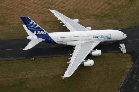 Airbus: Παραμένει εντός οικονομικών στόχων – Τι περιμένουν αναλυτές