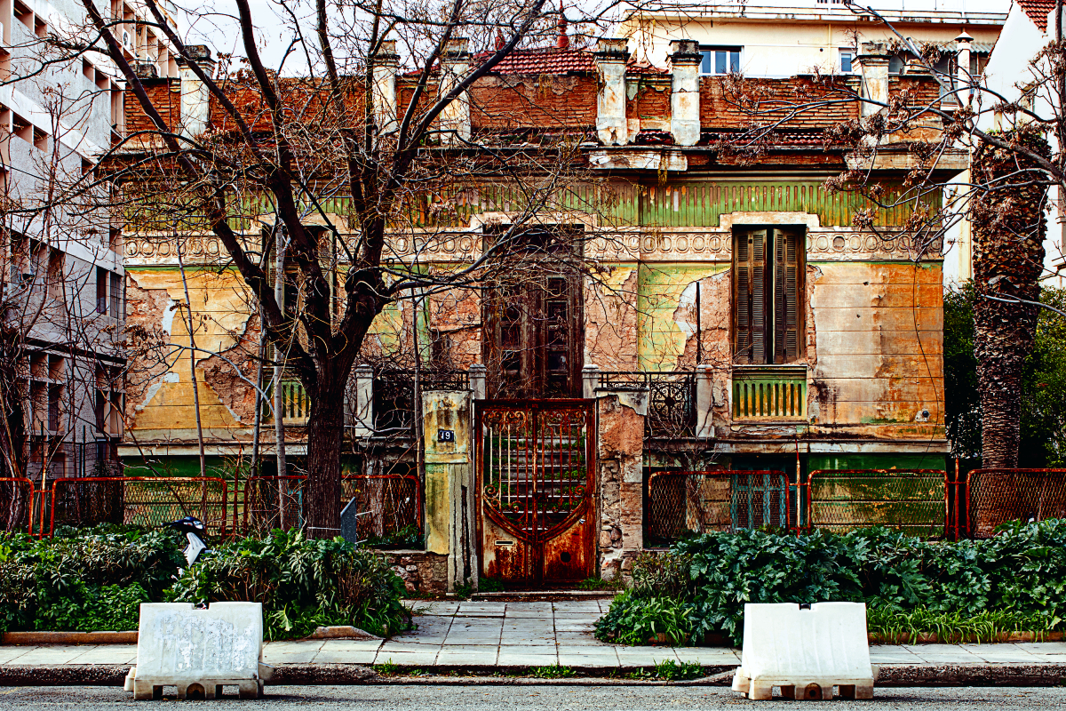 Πώς θα αποκτήσουν ζωή τα διατηρητέα κτίρια