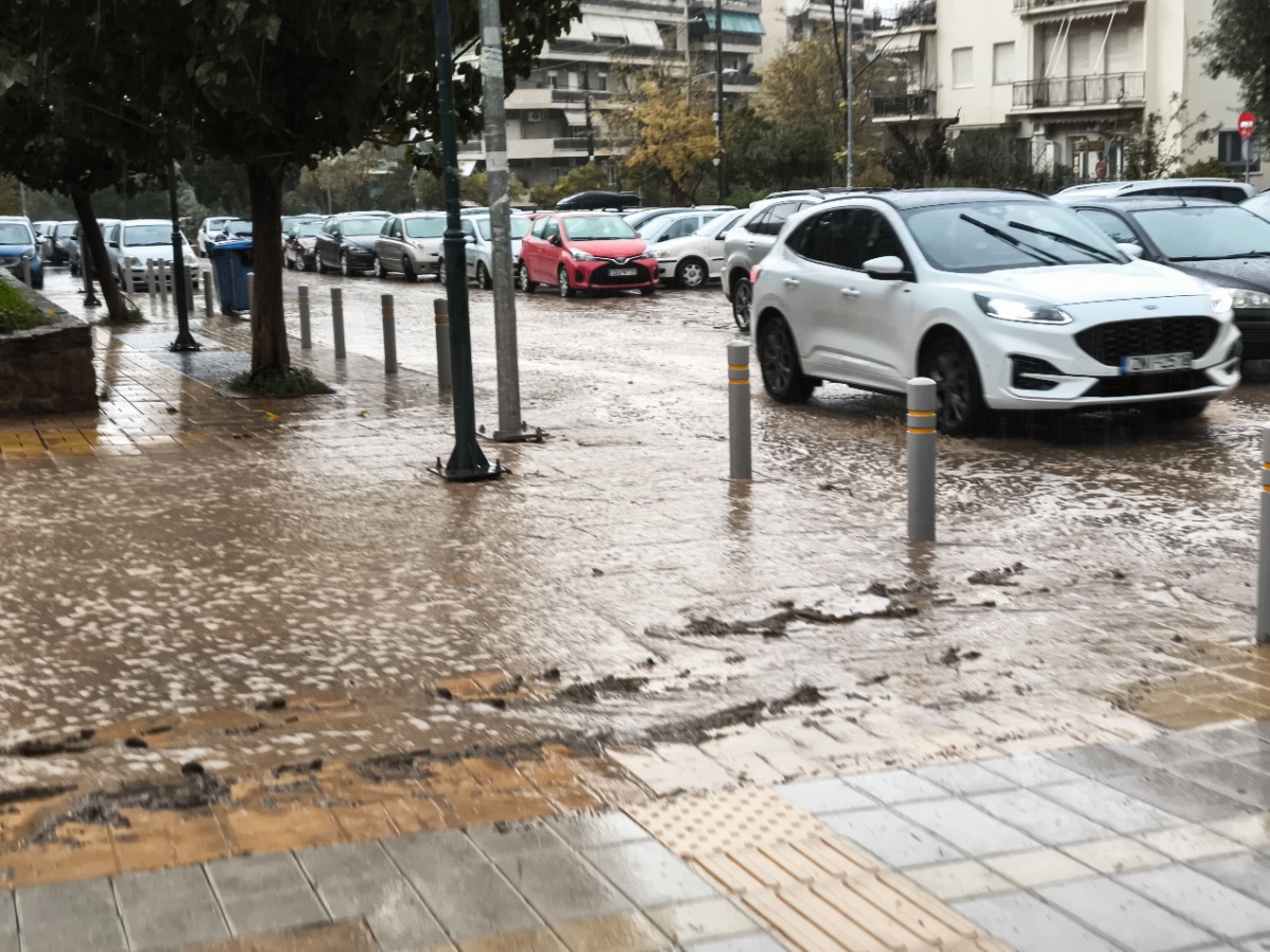 Κακοκαιρία Alexandros: Οι 5 περιοχές που κινδυνεύουν – Προβλήματα στην Αττική