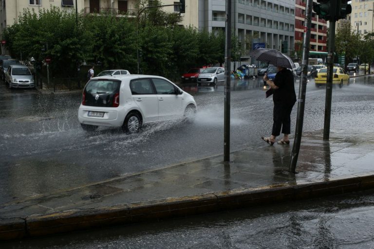 Καιρός: Νέα κακοκαιρία με καταιγίδες το απόγευμα στην Αττική – Κίνδυνος για πλημμύρες