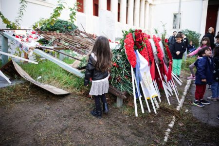 Πολυτεχνείο: «Αστακός» η Αθήνα – Ποιοι δρόμοι και σταθμοί του μετρό είναι κλειστοί