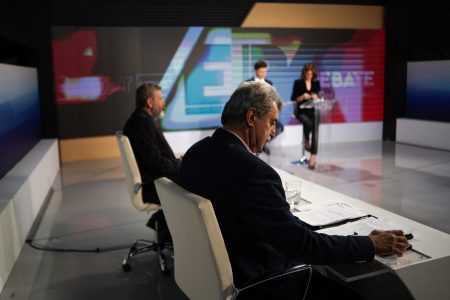 Debate χωρίς περιεχόμενο