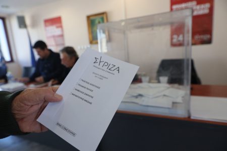 Εκλογές ΣΥΡΙΖΑ: Έσπασε το φράγμα των 60.000 – Έκλεισαν οι κάλπες