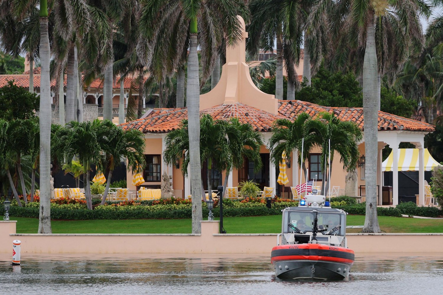 Mar-a-Lago: Τα μυστικά και οι άγνωστες ιστορίες της χλιδάτης έπαυλης του Τραμπ