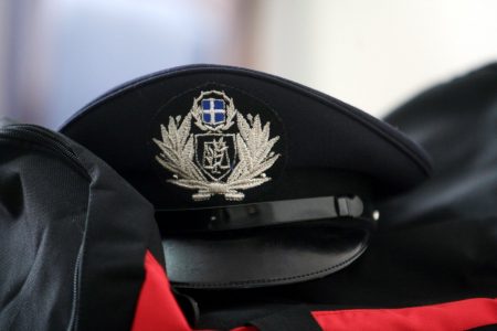 Συνελήφθη αστυνομικός της Βουλής για ενδοοικογενειακή βία