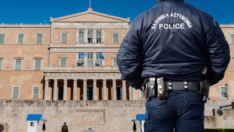 Με ιστορικό βίας ο αστυνομικός της Βουλής – Οι αναρτήσεις του καλού οικογενειάρχη στα social