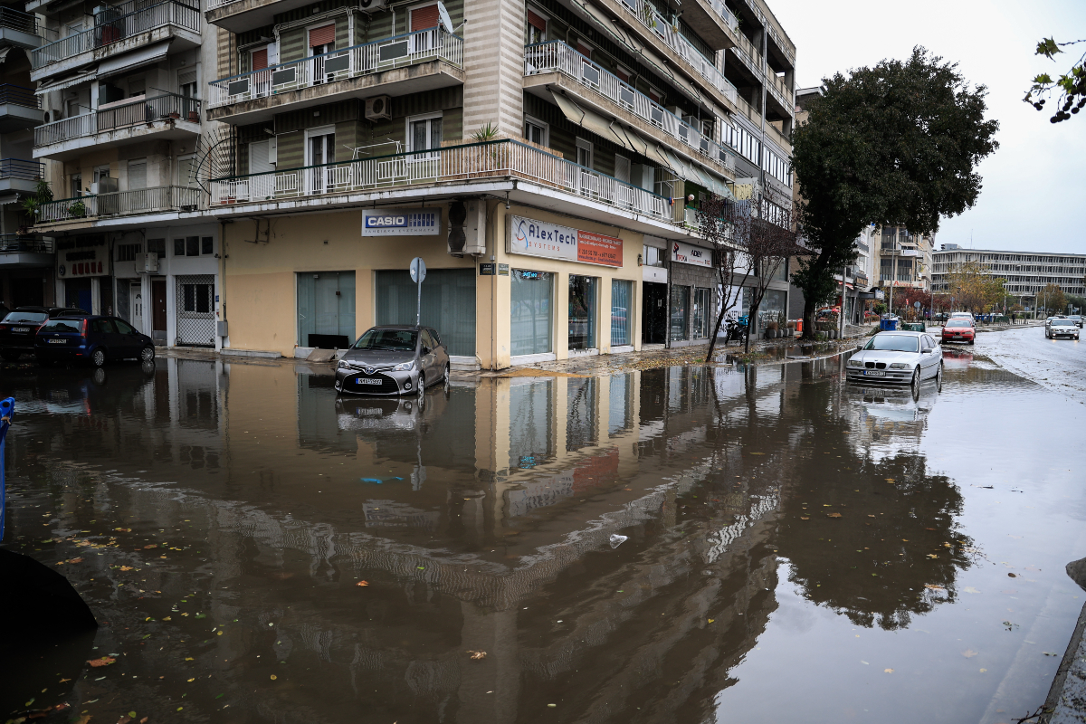 Κακοκαιρία Bora: Νέο μήνυμα από το 112 στη Ρόδο – Ισχυρή βροχόπτωση