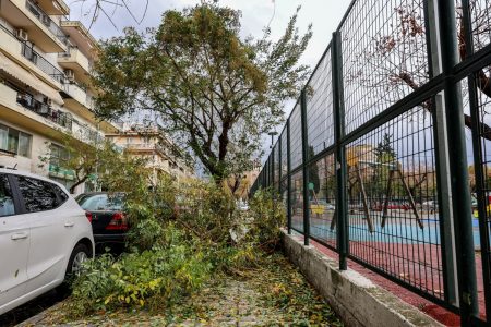 Κακοκαιρία Bora: Ποια σχολεία θα παραμείνουν κλειστά σε Θεσσαλονίκη, Λήμνο, Ρόδο