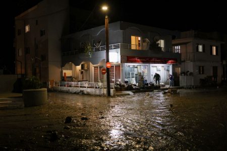 Κακοκαιρία Bora: Δεύτερο κύμα, τι περιμένουμε σε Λήμνο και Ρόδο – Οι κόκκινες περιοχές