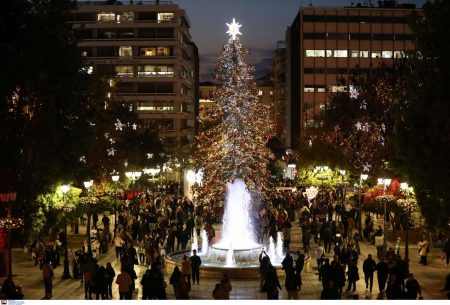 Στην ενδιάμεση ζώνη