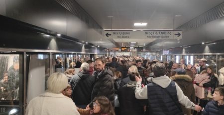 Μετρό Θεσσαλονίκης: Ταχιάος και εταιρεία υποβαθμίζουν το συμβάν – Επιβάτες προειδοποιούν