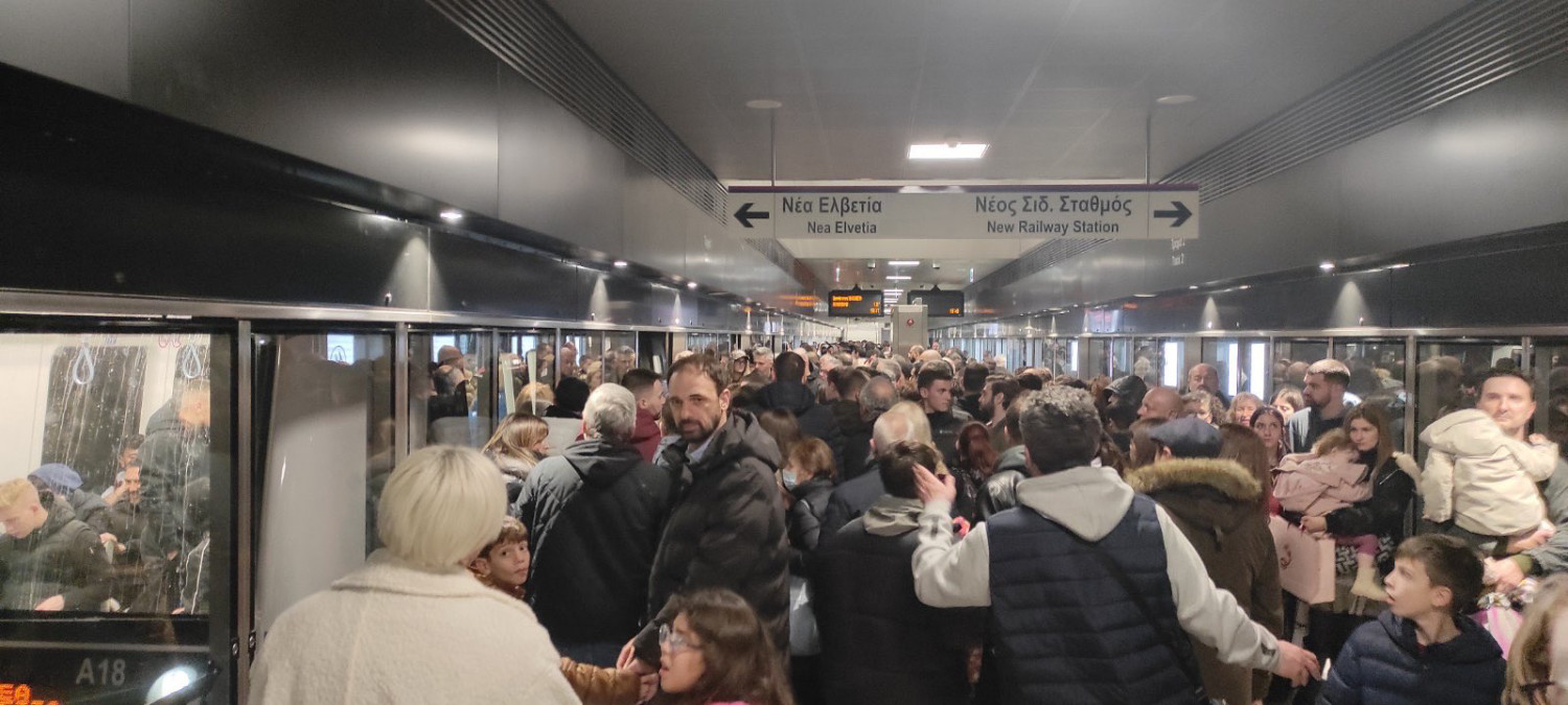 Μπλακ άουτ στο μετρό Θεσσαλονίκης πριν καν κλείσει μήνα λειτουργίας