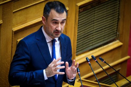 Προϋπολογισμός 2025 – Αλ. Χαρίτσης: Mνημονιακής λογικής, χωρίς να έχουμε μνημόνιο