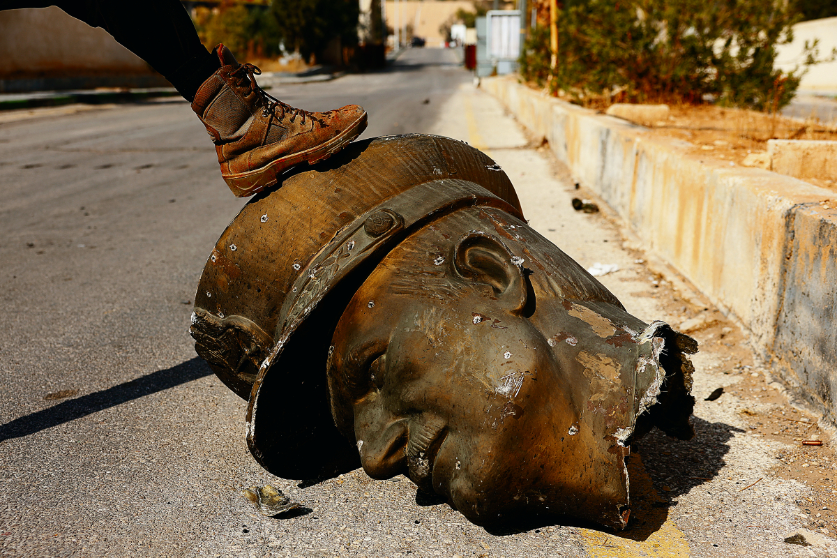 Πώς «έπιασαν στον ύπνο» τον Ασαντ – Ο ρόλος των μυστικών υπηρεσιών των δυτικών χωρών