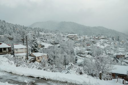 Τρίκαλα: Μεγάλο μποτιλιάρισμα στο Περτούλι – Ουρές πολλών χιλιομέτρων