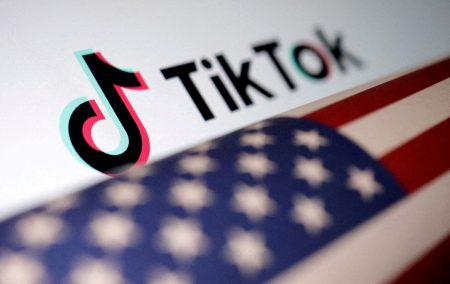 Τραμπ: Ζητά αναστολή απαγόρευσης για το TikTok από το Ανώτατο Δικαστήριο