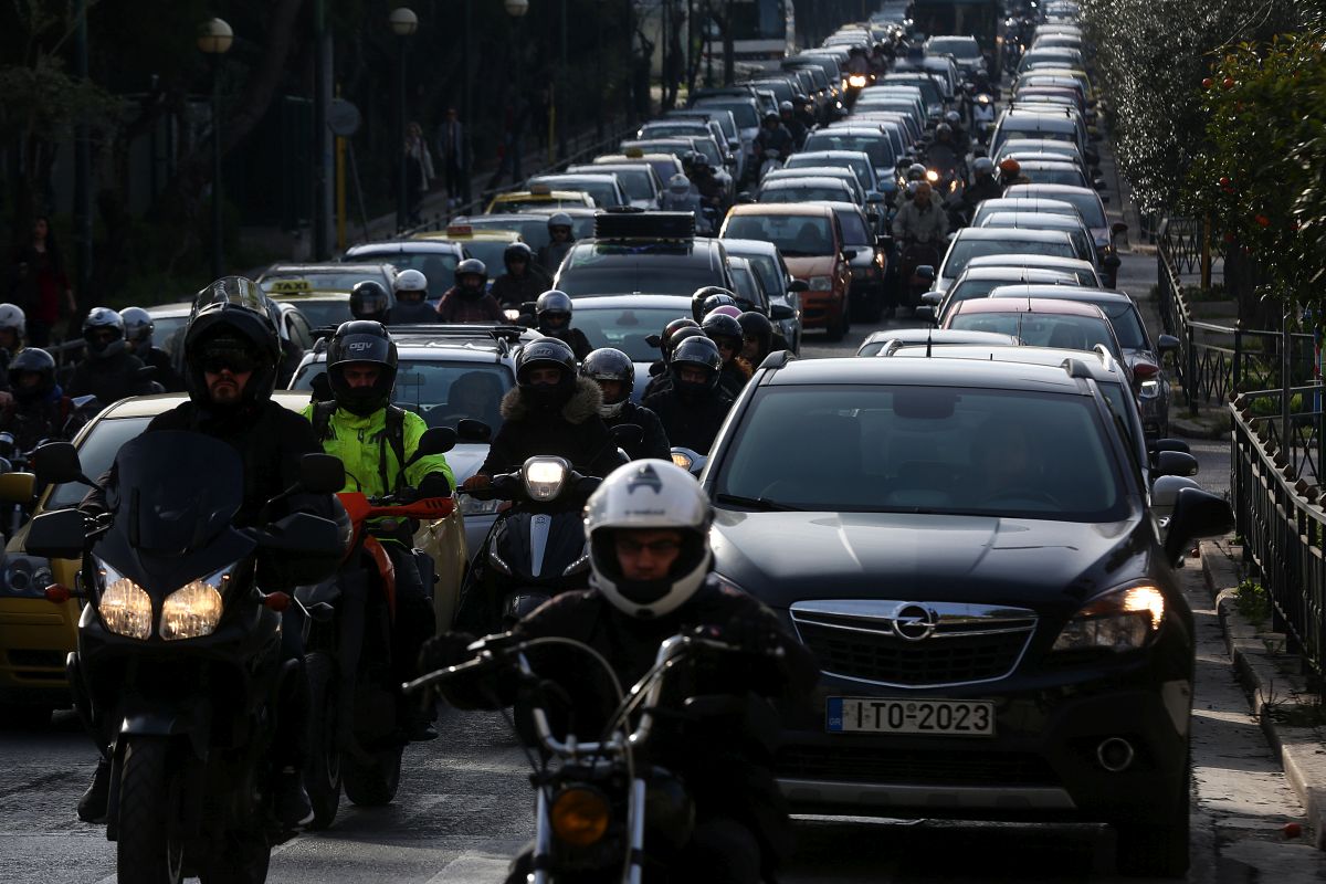 Τέλη κυκλοφορίας: Πόσοι τα πλήρωσαν έγκαιρα – Τα πρόστιμα